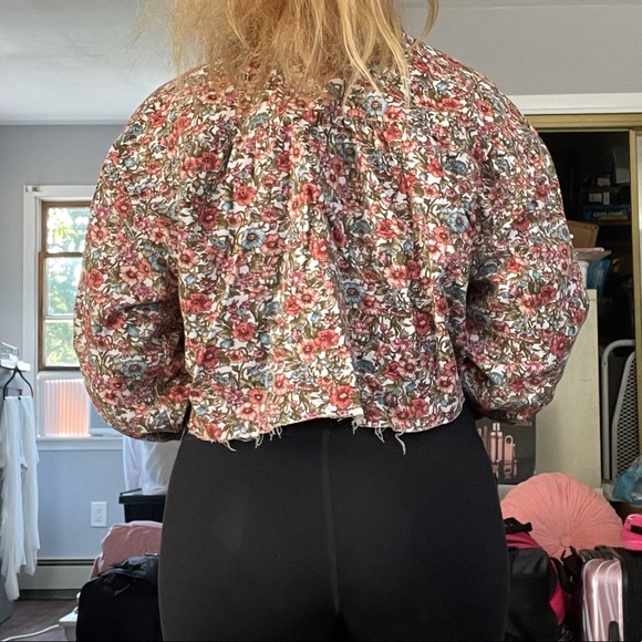 LANDS' END Size Medium/Large Floral Cropped Jacket - Picture 5 of 6